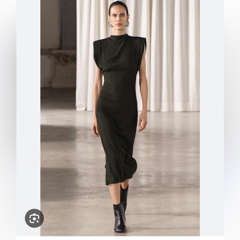Nwt Zara zw collection shoulder padded green midi dress Dress